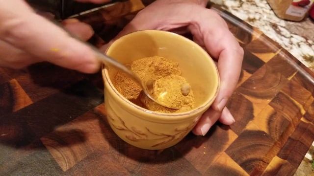 Окунь (Red Snapper) в пикантном средиземноморском соусе. Рецепт Димы Кулинахера смотреть онлайн