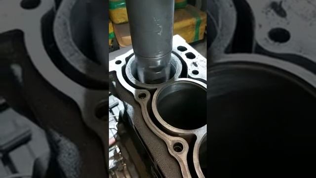 Расточка двигателя G4KE под гильзовку смотреть онлайн