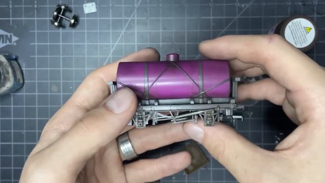 HOW TO BETTER YOUR BACHMANN 2: Weathering Troublesome Truck #6 Tutorial, Walkthrough, & Showcase! смотреть онлайн