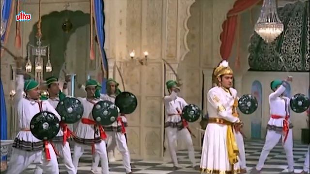 Milte Hi Rahenge Hum 4K - Lata Mangeshkar, Mahendra Kapoor | Hema Malini, Shashi Kapoor | Abhinetri смотреть онлайн