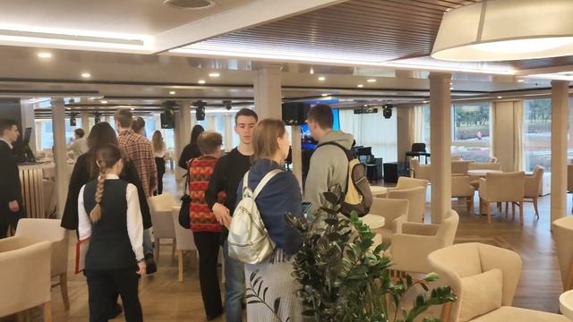 Осмотр теплохода "Мустай Карим" студентами и преподавателями РГГУ 03.11.2023 смотреть онлайн