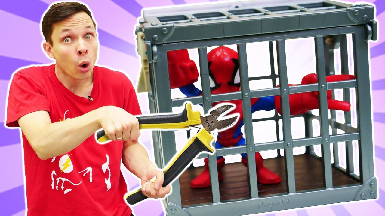 Игры супергерои и машинки - Человек Паук и приманка для Злодеев! - Видео игрушки для мальчиков смотреть онлайн