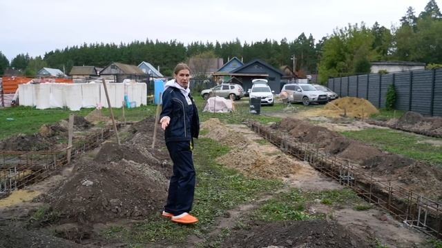 Почему я выбрала фундамент ростверк | Этап армирования смотреть онлайн