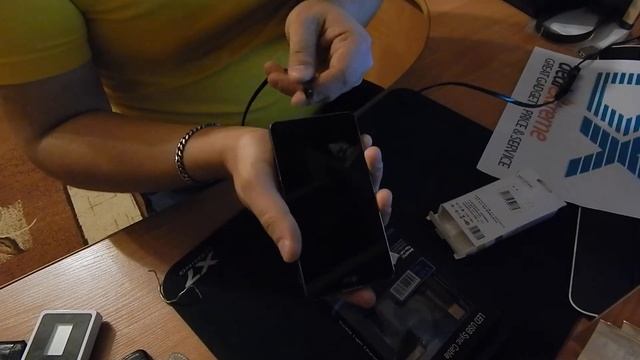 Usb-кабели для iPhone и micro-usb с индикацией зарядки в виде "бегущей" подсветки смотреть онлайн