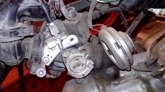 Неубиваемый и экономичный мопед Honda Super Cub смотреть онлайн