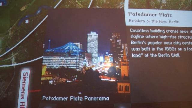Интерактивная карта Берлина в красной ратуши смотреть онлайн