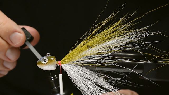Blueback Herring Jig - classic bucktail jig tying tutorial смотреть онлайн