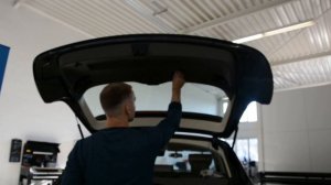 Audi Q5 tailgate trim removal