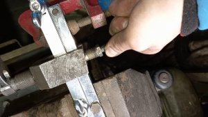 Как развальцевать металлическую топливную трубку