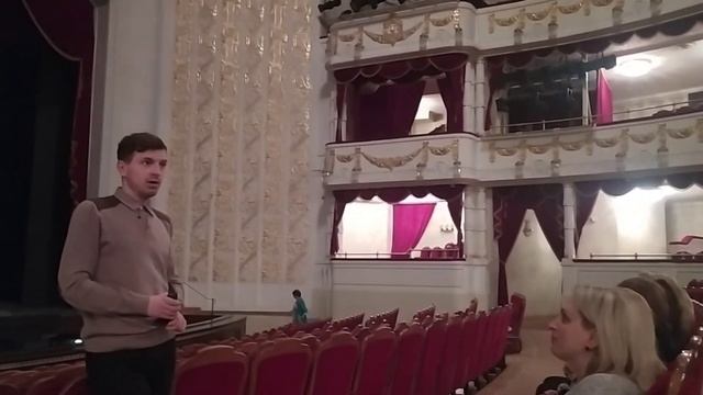 Оперный театр Минска. Экскурсия по театру и в закулисье. смотреть онлайн