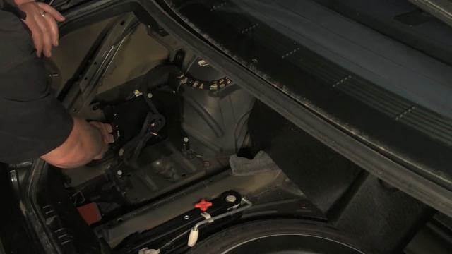 Installing the Smart iPod interface in a BMW or MINI смотреть онлайн