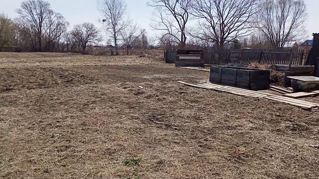 ТРУДОГОЛИЗМ в деревне (весеннее обострение?, потянуло к земле)