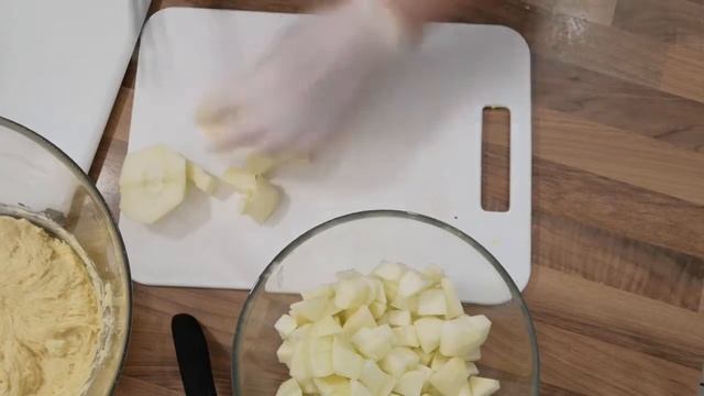 Яблочный пирог без сахара. / Шарлотка. смотреть онлайн