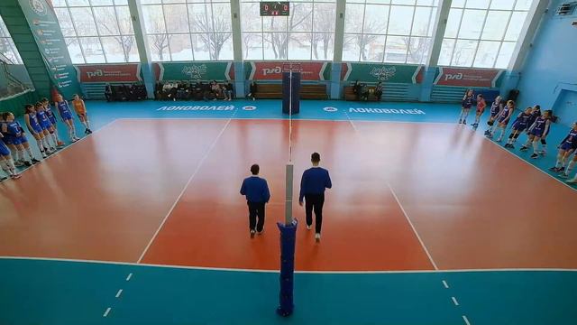 ЛОКОВОЛЕЙ-2022. Финальный этап: День 1. Игры в группах смотреть онлайн