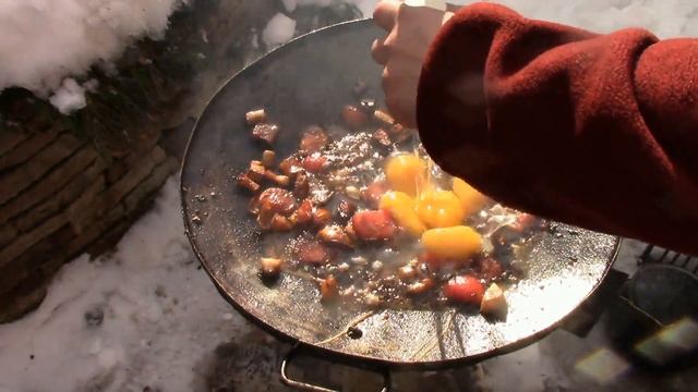 Дикая яичница с гусиными яйцами да на костре. Чо ПОХАВАТЬ.#чопохавать смотреть онлайн