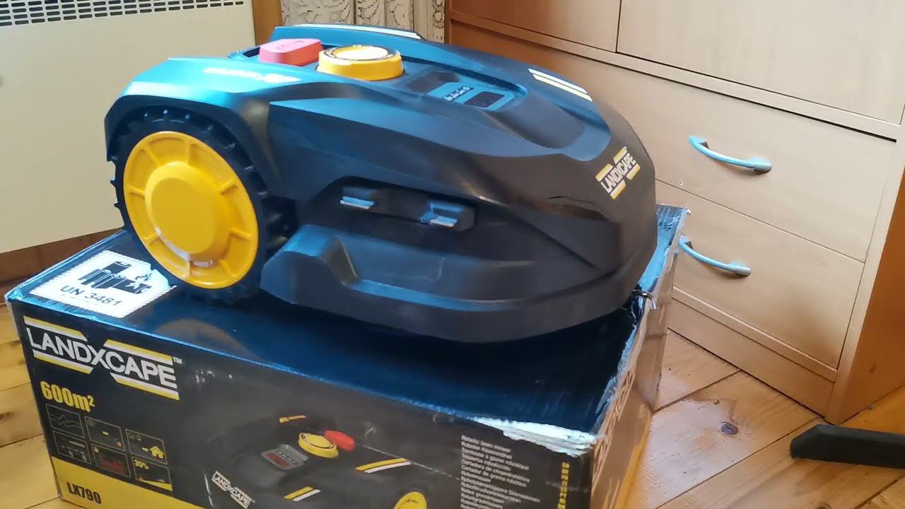 Самый дешёвый робот газонокосилка Worx LandXcape 600 LX790 смотреть онлайн