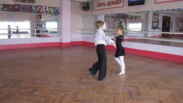 ча-ча-ча, Матвей и Полина учатся танцевать смотреть онлайн