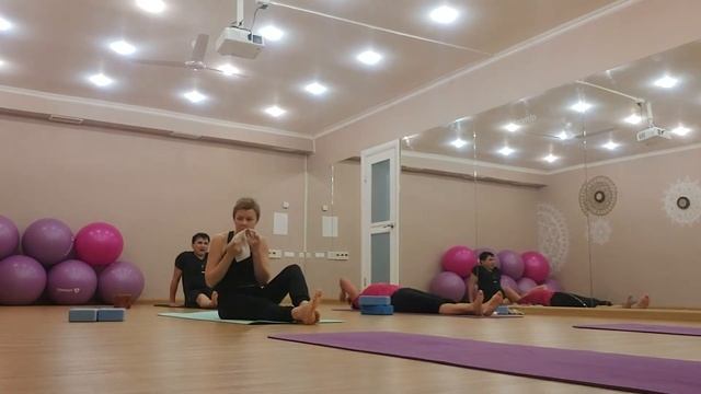 Фрагмент практики 10 октября. (Рожнова Галина, Байтенова Майра, Теребецкая Оксана, Тулегенов Нурлан