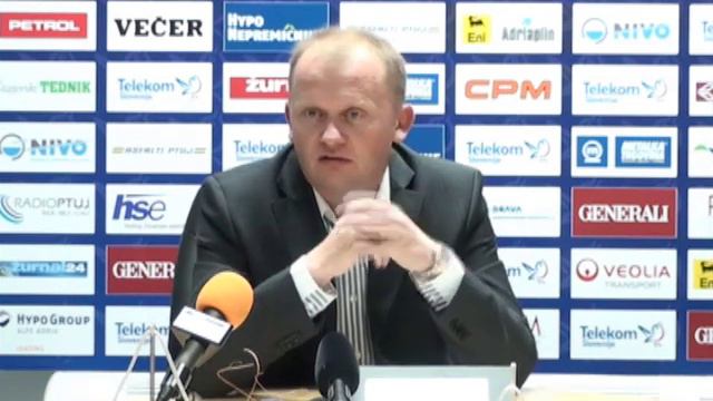 Tiskovna konferenca Roberta Furjana 1.del смотреть онлайн