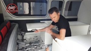 ? Кемпер, жилой модуль на базе Toyota Hiace.