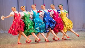 Русский танец "Полянка". Балет Игоря Моисеева