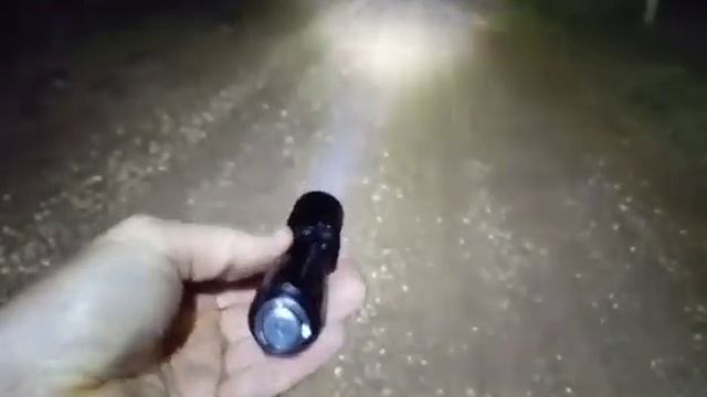 Demo of Olight Odin Mini vs Olight Javelot Pro смотреть онлайн