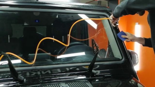 Mercedes Benz G-class Защитная пленка на рамку вокруг лобового стекла. | #Plenki.SPb смотреть онлайн