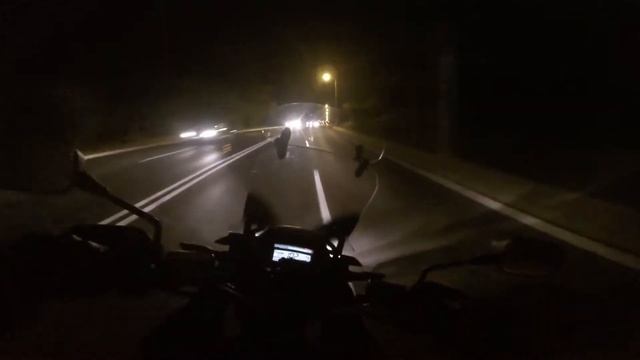 Honda VFR1200X Crosstourer - Lisbon Night Ride смотреть онлайн