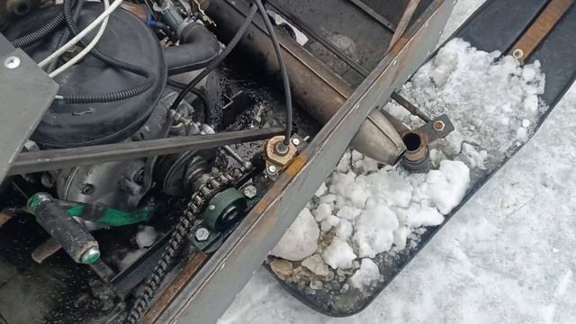 Снегоход с двигателем от мотоцикла Урал ИМЗ. смотреть онлайн