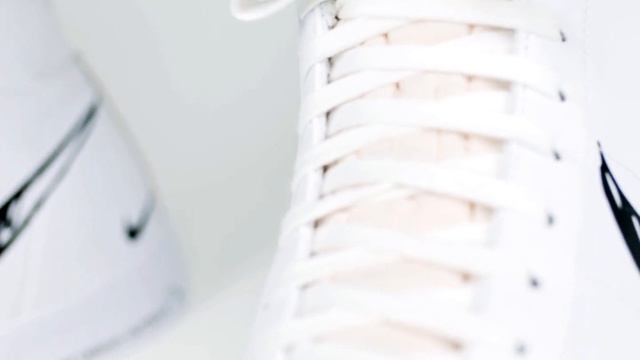 NIKE BLAZER MID VNTG '77 "WHITE" - ON FEET LOOK смотреть онлайн