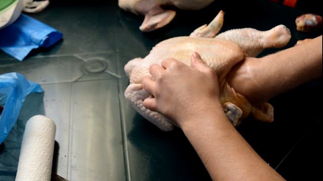 ЗАБОЙ ОЩИП и ПОТРОШЕНИЕ Бройлера // Мускусный селезень.(БЕЗ КРОВИ И ЖЕСТИ)