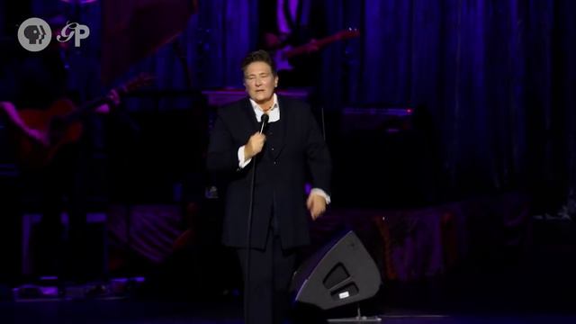 K.d. Lang Performs 