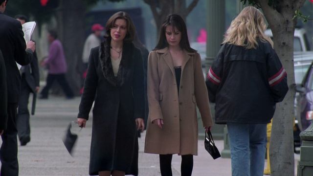 Зачарованные, 1 сезон, 11 серия (сериал) смотреть онлайн