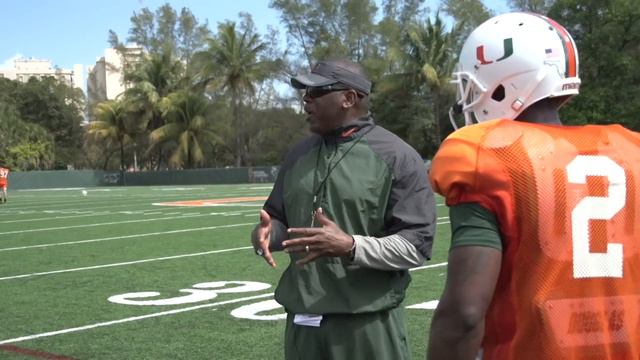 RB Coach | Ice Harris | Mic'd Up | Balance Drill смотреть онлайн
