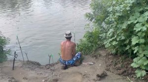 КЛЮЁТ ВСЁ! РЫБАЛКА ДОНКОЙ НА СОМА И САЗАНА В РЕКЕ КУБАНЬ.