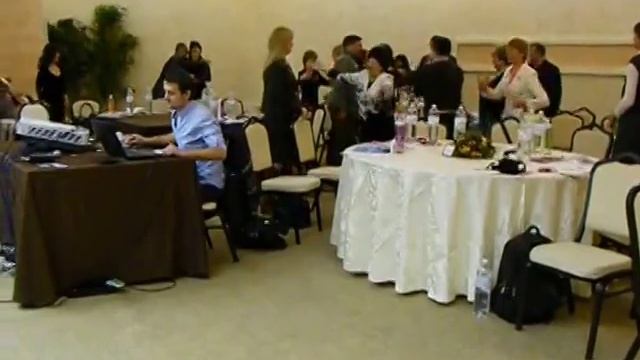 Разминка на Бизнес тренинге Колесо Успеха проводит Wellness - тренер Юлия Фомина