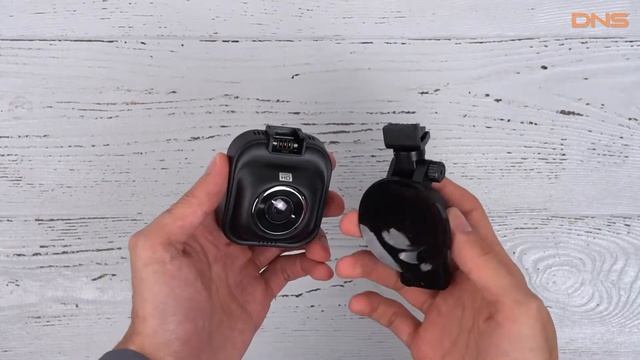 Распаковка видеорегистратора Prestigio RoadRunner 585 GPS / Unboxing Prestigio RoadRunner 585 GPS смотреть онлайн