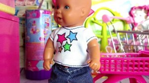 100 СТИКЕРСОВ, А ОНИ ССОРЯТСЯ? Катя и Макс веселая семейка! Смешные куклы Барби Даринелка ТВ