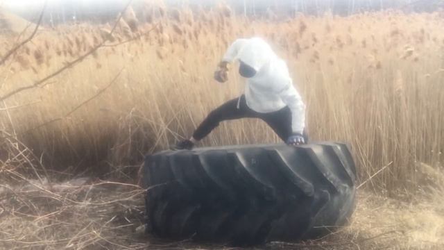 Mixed Martial Arts￼ Training Outdoors￼