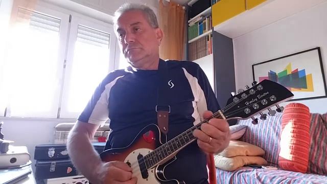Pino Salerno mandolino - Tango del Mare смотреть онлайн
