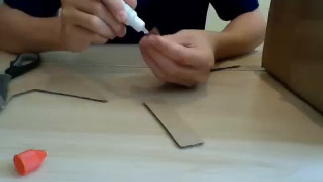 How To Make A Cardboard Cardstand