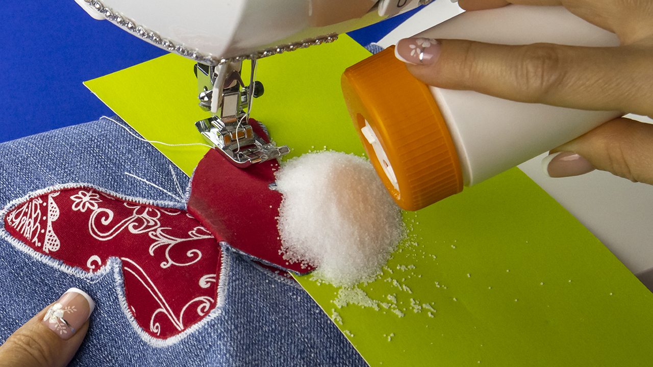 Зачем дожидаться, пока дорогие джинсы порвутся смотреть онлайн