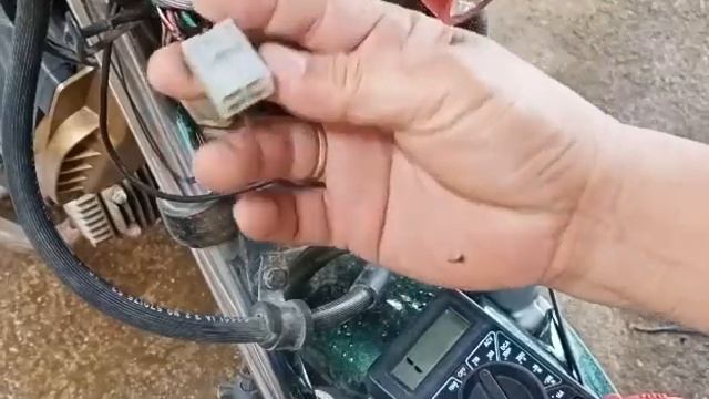 Motorcycle Ignition switch (how to find, power, killswitch, accessories, ground, and how to bypass) смотреть онлайн