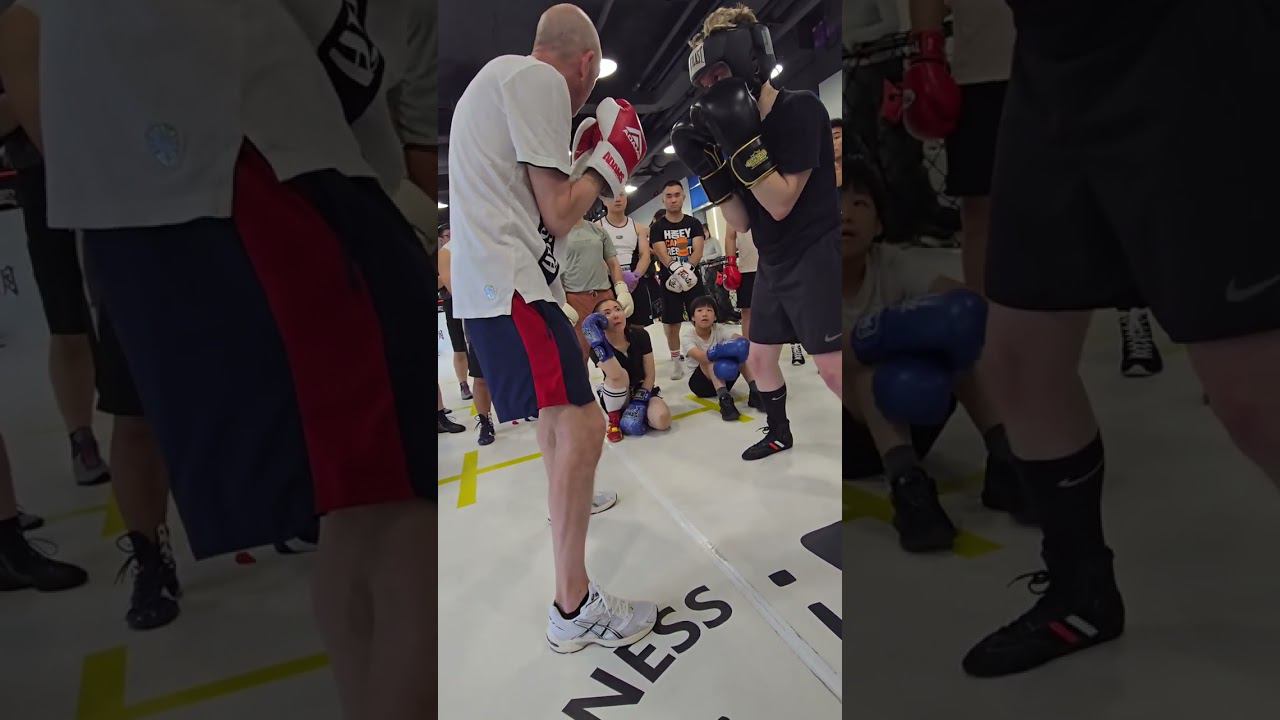 Защититься от удара ты всё равно не успеешь смотреть онлайн