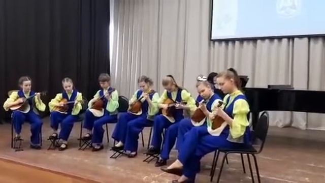 Песни Победы. Ансамбль «Славяночка». Каменск-Уральская детская музыкальная школа № 2 смотреть онлайн