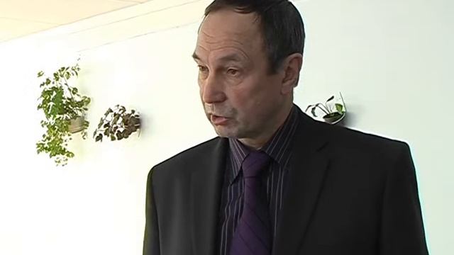 На школьном диспуте говорили об армии. Февраль 2013 год. смотреть онлайн