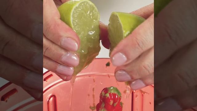 Tupperware Supersonic Manuel Rondo смотреть онлайн