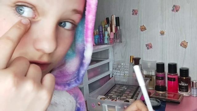 ОБЗОР КОСМЕТОСА!!!В 10 лет!??? смотреть онлайн