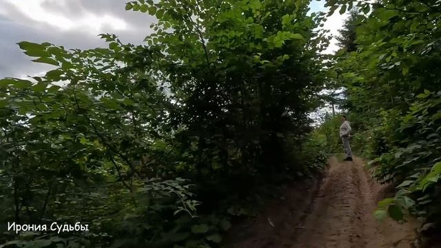 - Тошнит жить с тобой, дура деревенская! - муж бросил Катю ради богачки, но бывшая удивила... смотреть онлайн