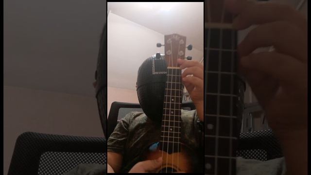 Учимся укулеле😊(не захейтите пожалуйста первое видео) смотреть онлайн
